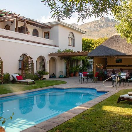 A Tuscan Villa Guest House Fish Hoek Eksteriør bilde